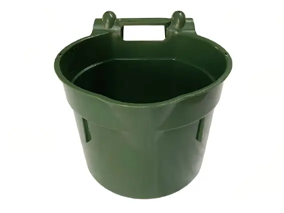 8L hanging plastic horse feed bucket for farm use
